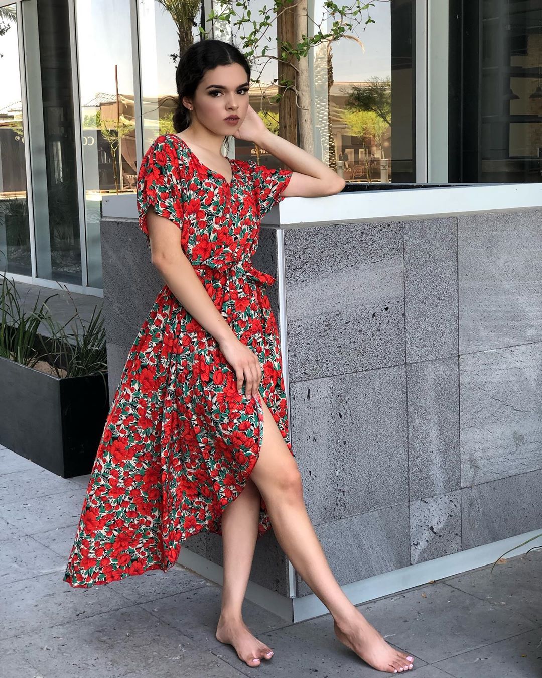 Avión de Papel, Noticias, vestido floral, fiestas patrias, moda mexicana, celebraciones, estilo femenino