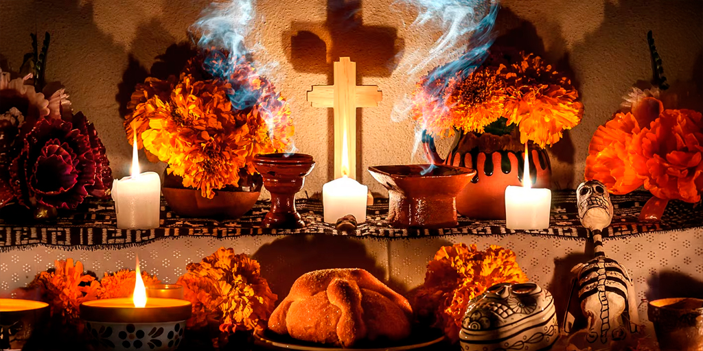 Avión de Papel, Hogar, Día de Muertos, altar tradicional, flores de cempasúchil, veladoras encendidas.